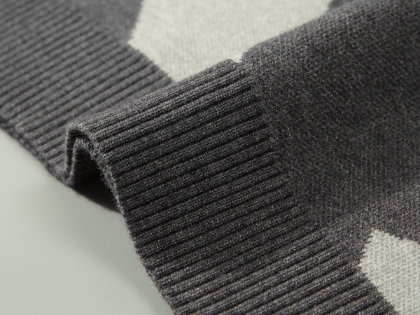 ブランドセーター全体デザイン